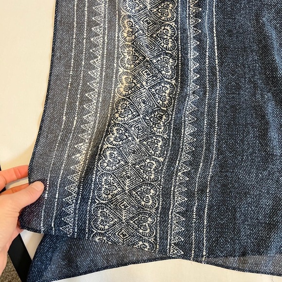 Vince Camuto Blue white poncho XS/S - Picture 3 of 9